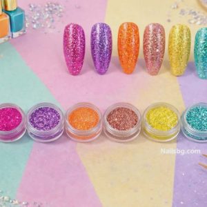 Цветен ситен брокат в кутийки за декорация на маникюр-6 цвята