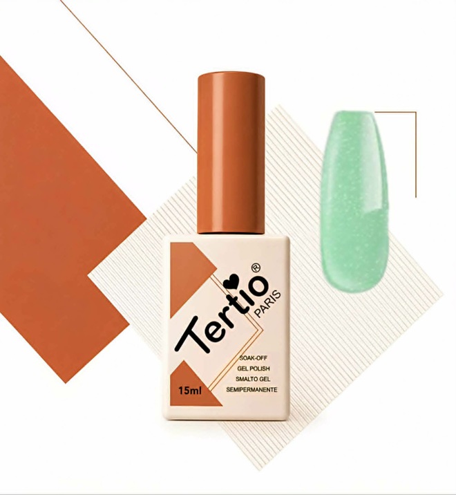 gel-lak-tertio-paris-038-mentovo-zeleno-s-bliasak-15ml.jpg Гел лак Tertio Paris №038 ментово зелено с фин блясък 15 мл